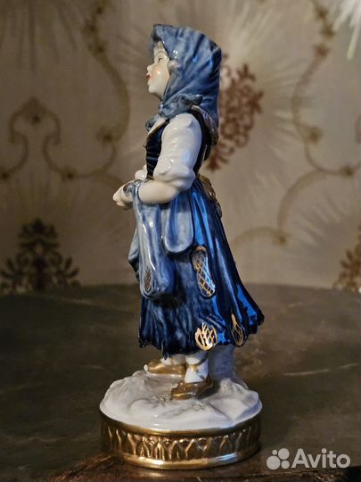 Фигурка из серии 