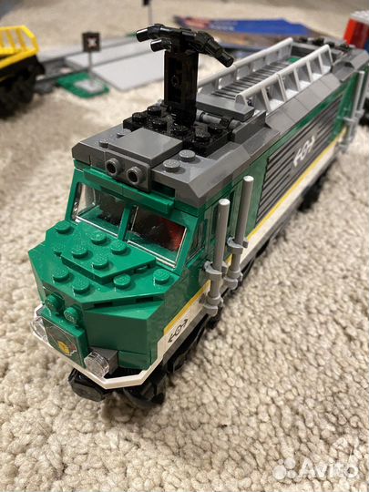 Lego City товарный поезд 60198