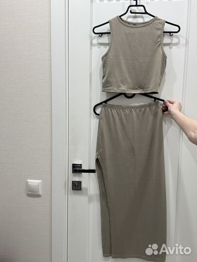 Летний женский костюм