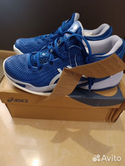 Теннисные кроссовки asics