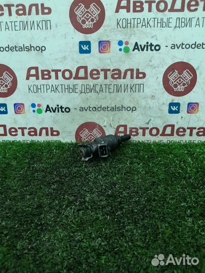 Форсунка топливная BMW 5 E39 1999 1427240