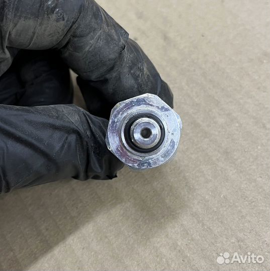 Датчик давления кондиционера 977213K000 Киа Хендай