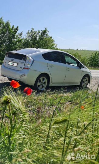 Toyota Prius 1.8 AT, 2010, 650 000 км