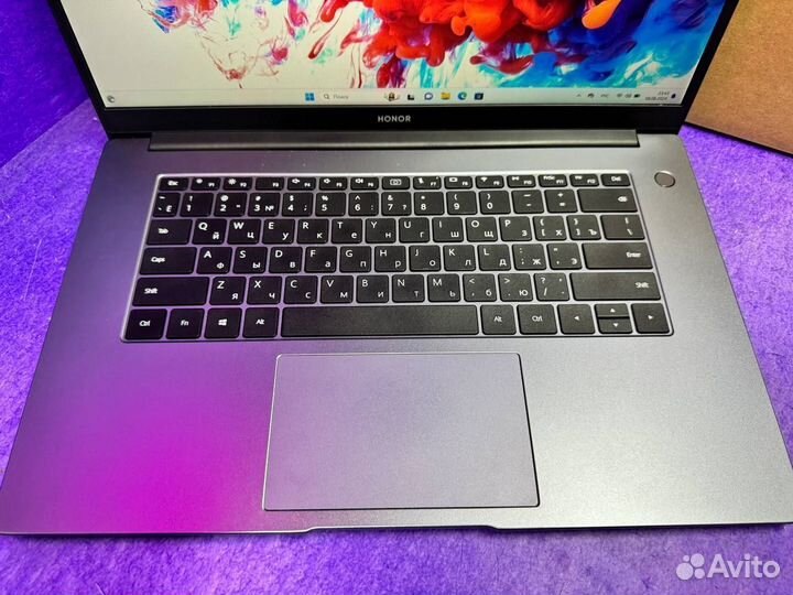 Крутой ноутбук Honor MagicBook X 15