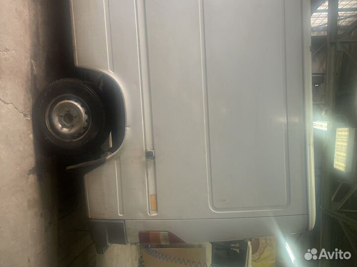 Mercedes-Benz Sprinter цельнометаллический, 1997