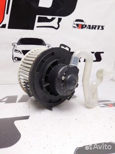 Моторчик отопителя Mazda 3 BK рестайлинг (2006—200