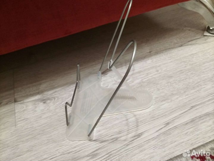 Подставка для книг