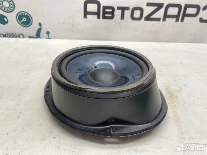 Динамик передний Ford Focus хэтчбек 2010