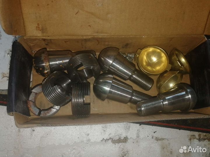 Шкворень вкладыш 2 уса (к-т 4 шт) УАЗ