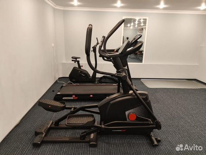 Эллиптический тренажер Titanium