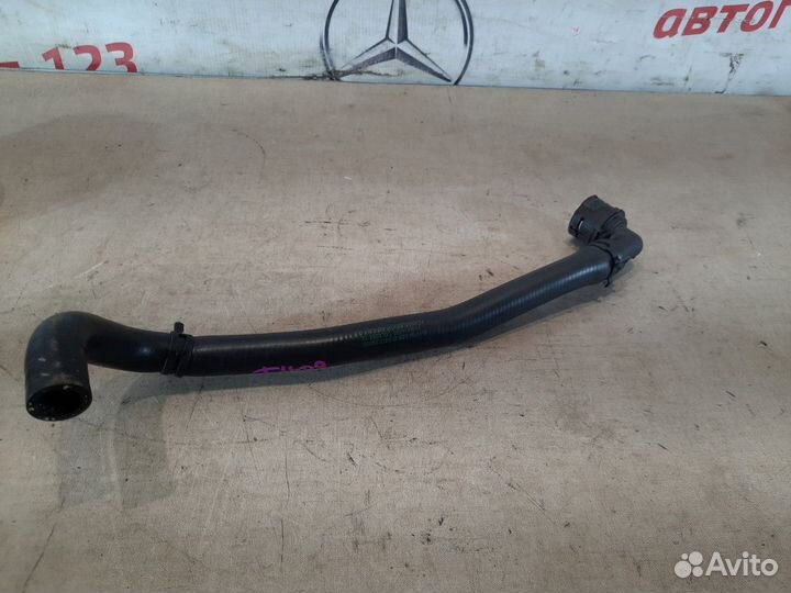 Патрубок Mercedes C200 W204 271.950 2008