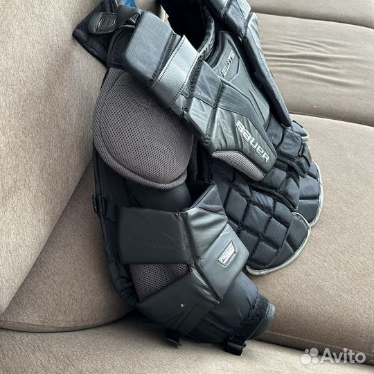 Нагрудник вратарский int S