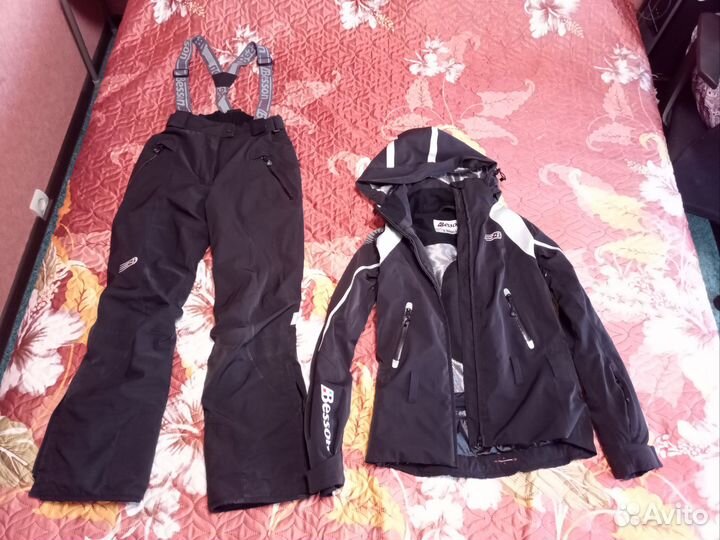 Горнолыжный костюм besson.Размер 40-42