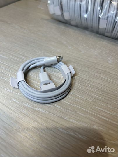 Кабель для зарядки iPhone Apple lightning usb c