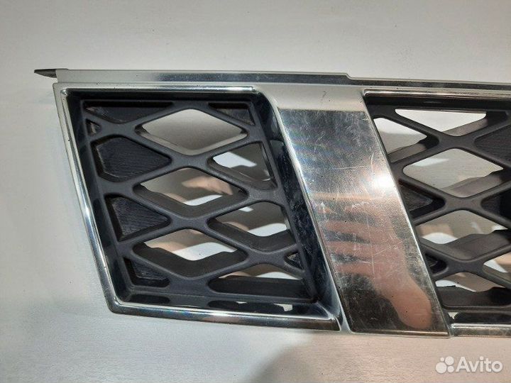 Решетка радиатора передняя Nissan X-Trail T31
