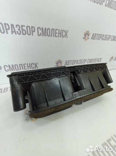 Дефлектор обдува салона VW Golf 4