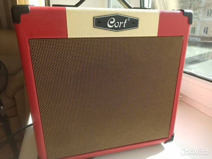 Комбоусилитель Cort CM15R