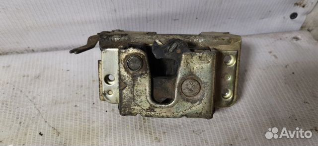 Замок задний правый Daewoo Nexia седан 2003