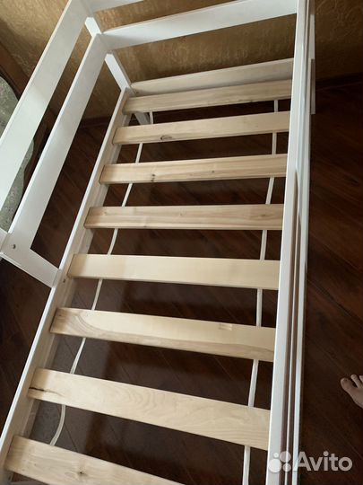 Детская кровать домик с матрасом