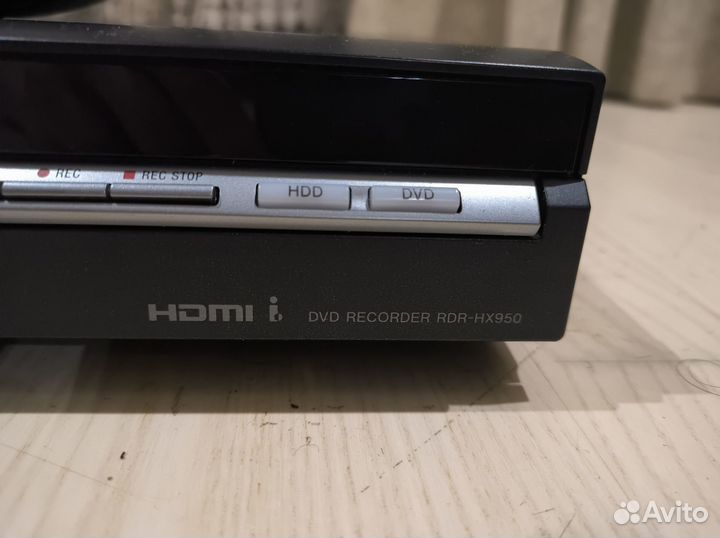 Рекордер/проигрыватель Sony RDR-HX950