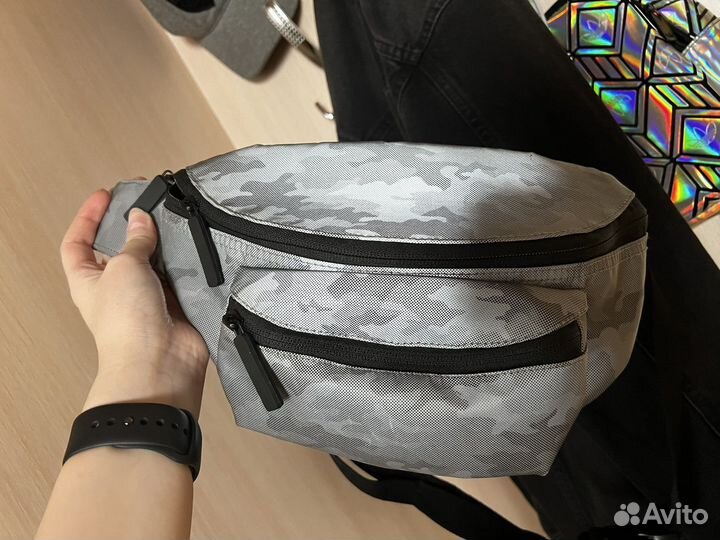 Поясная сумка