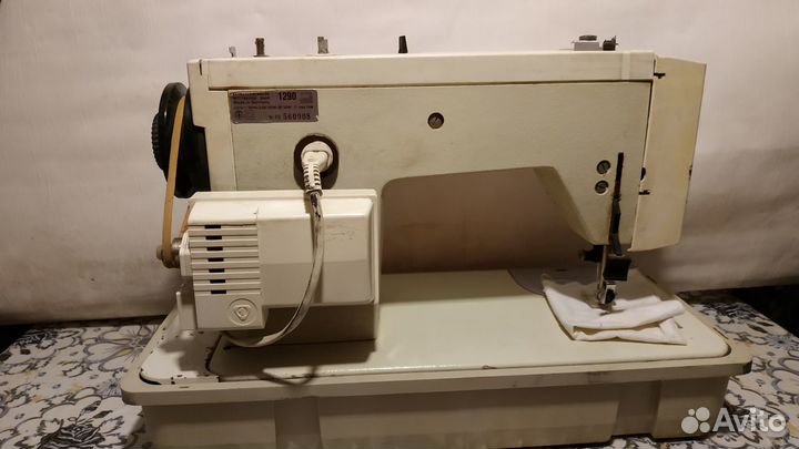 Швейная машина Veritas rubina 1290