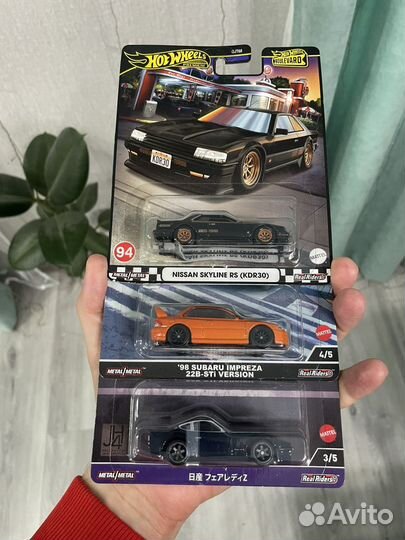 Hot wheels premium 1:64