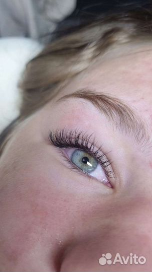 Наращивание ресниц модель