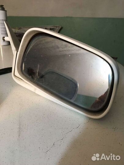 Зеркало наружное левое правое toyota mark 2 81