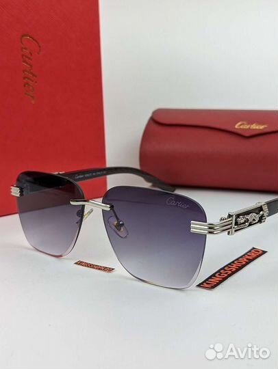 Очки солнцезащитные