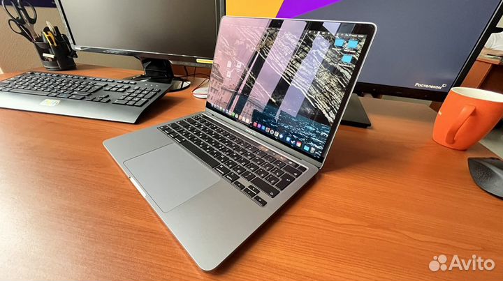 Apple MacBook Pro 13 2020 m1 8gb 256