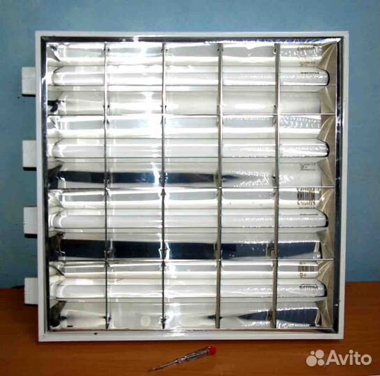 Светильник дневного света