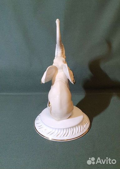 Статуэтка 