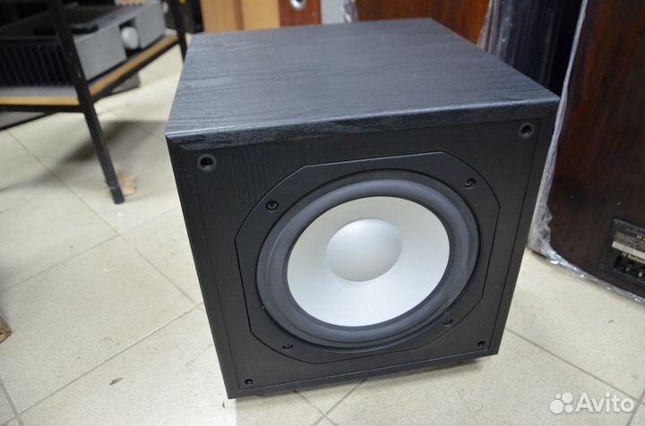 Сабвуфер активный Monitor Audio FB110 England