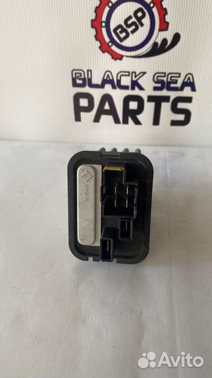 Резистор печки Opel Astra h, Zafira b