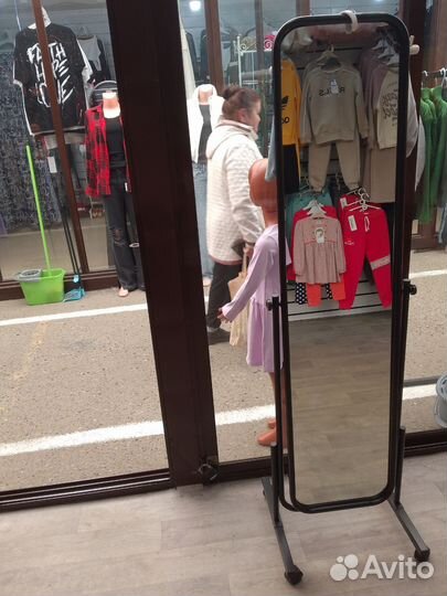 Зеркало напольное