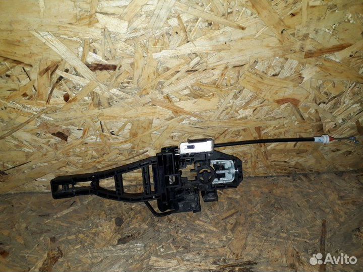 Кронштейн Ford Focus 3 CB8 1.6L pnda 2011