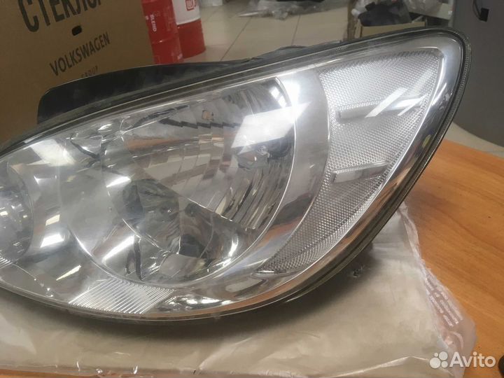 Фара левая Hyundai Getz рестайлинг