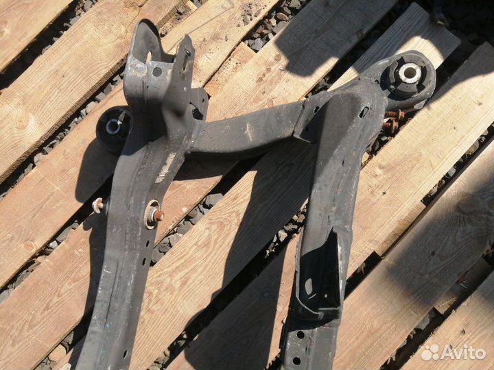 Балка задняя Jeep Cherokee KL ED6 2014