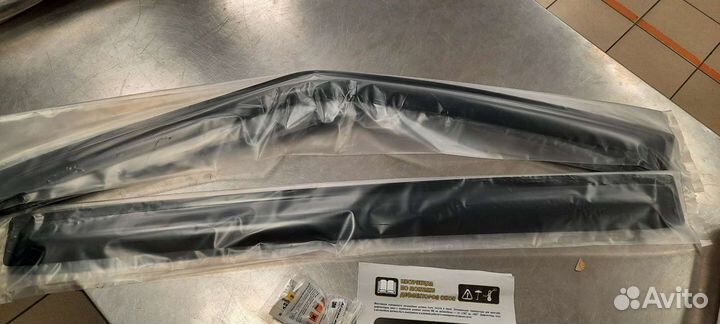Дефлектора opel zafira c с2009 по 2013