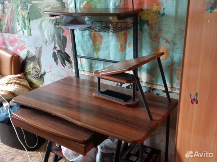 Компьютерный стол