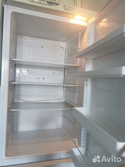 Продаю холодильник
