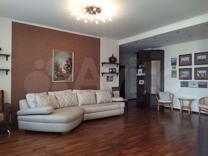 2-к. квартира, 85 м², 5/9 эт.