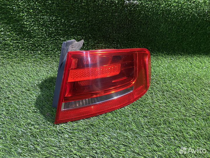 Фонарь задний правый audi a4 b8