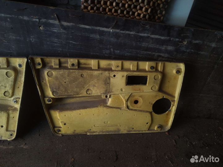 Дверные карты ваз 21099