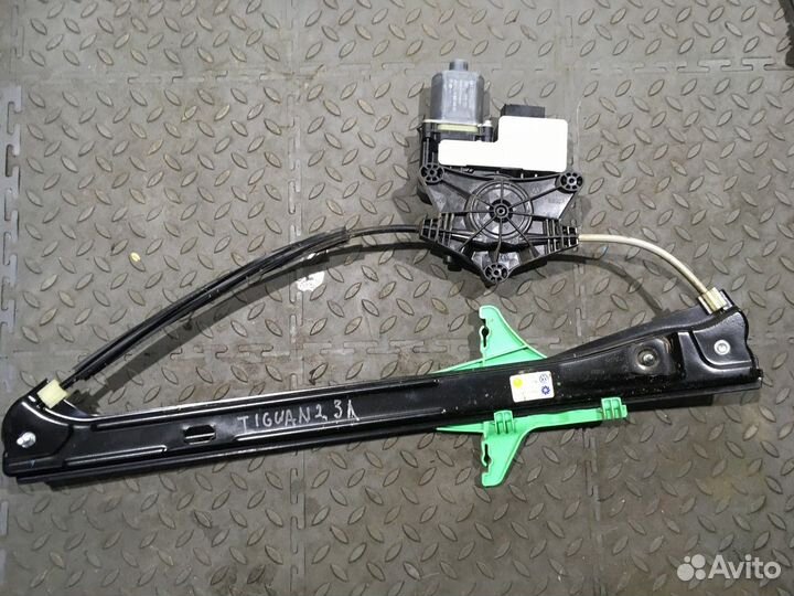 Стеклоподъемник электрический задний левый