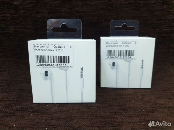 Проводная гарнитура, наушники