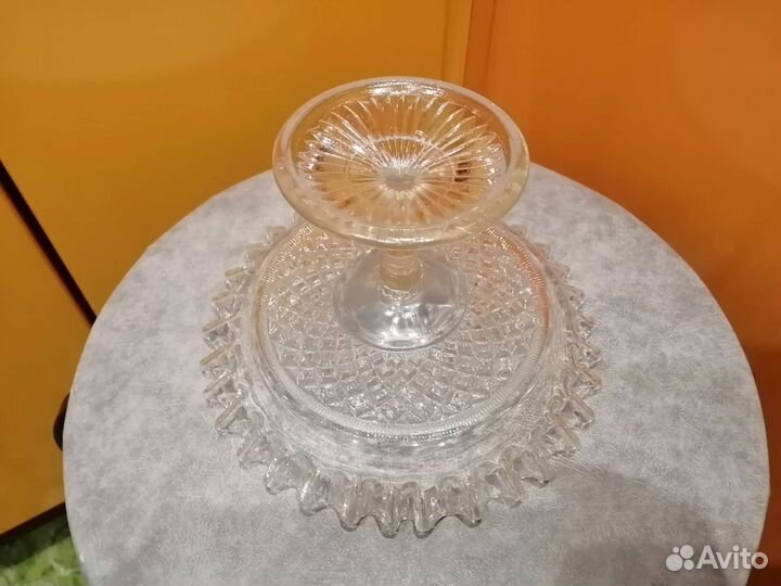 Ваза, конфетница. Старенькая