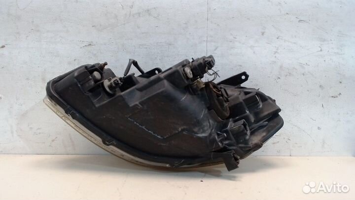 Фара (передняя) Suzuki SX4, 2006