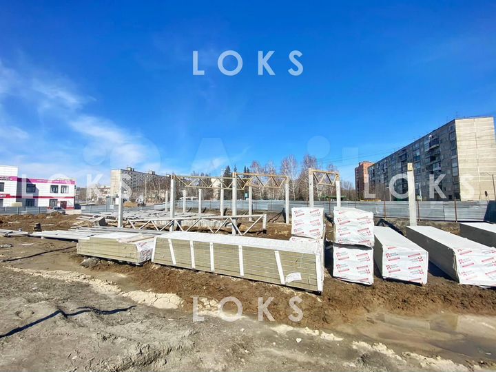Торговая площадь г. Обь, первая линия, 250 м²